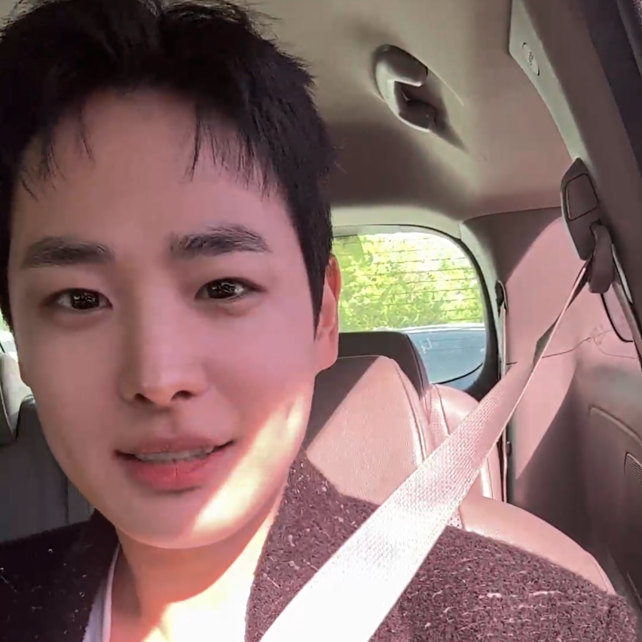 A moment captured by Choi Byungchan's fan