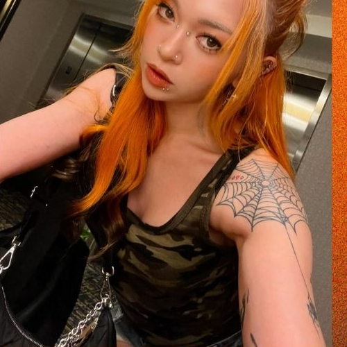 Behind-the-scenes cut of AleXa