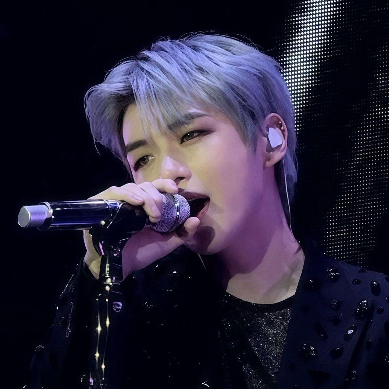 Foto aktivitas terbaru Kang Daniel