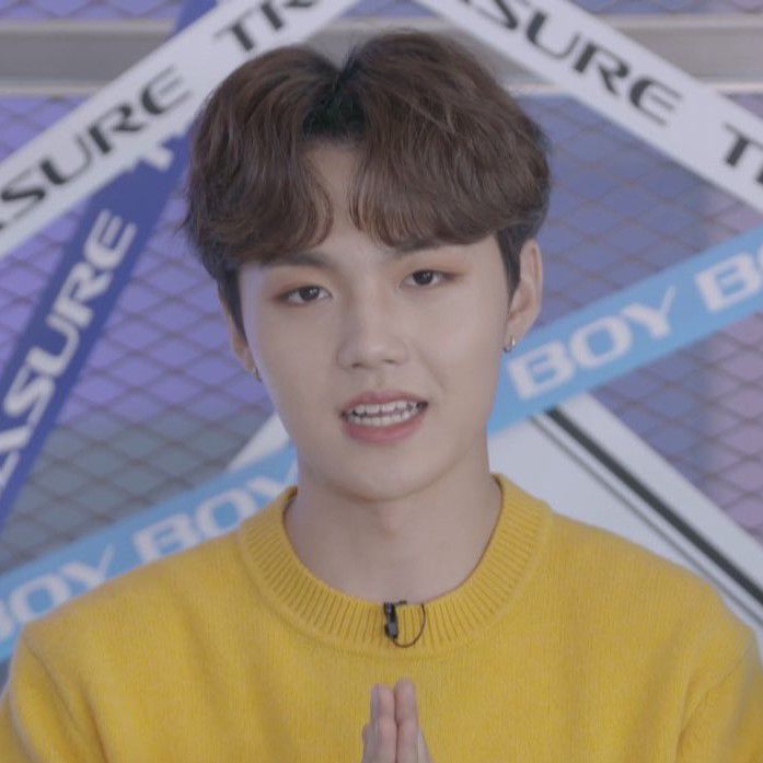 Recent activity shot of Doyoung (TREASURE)