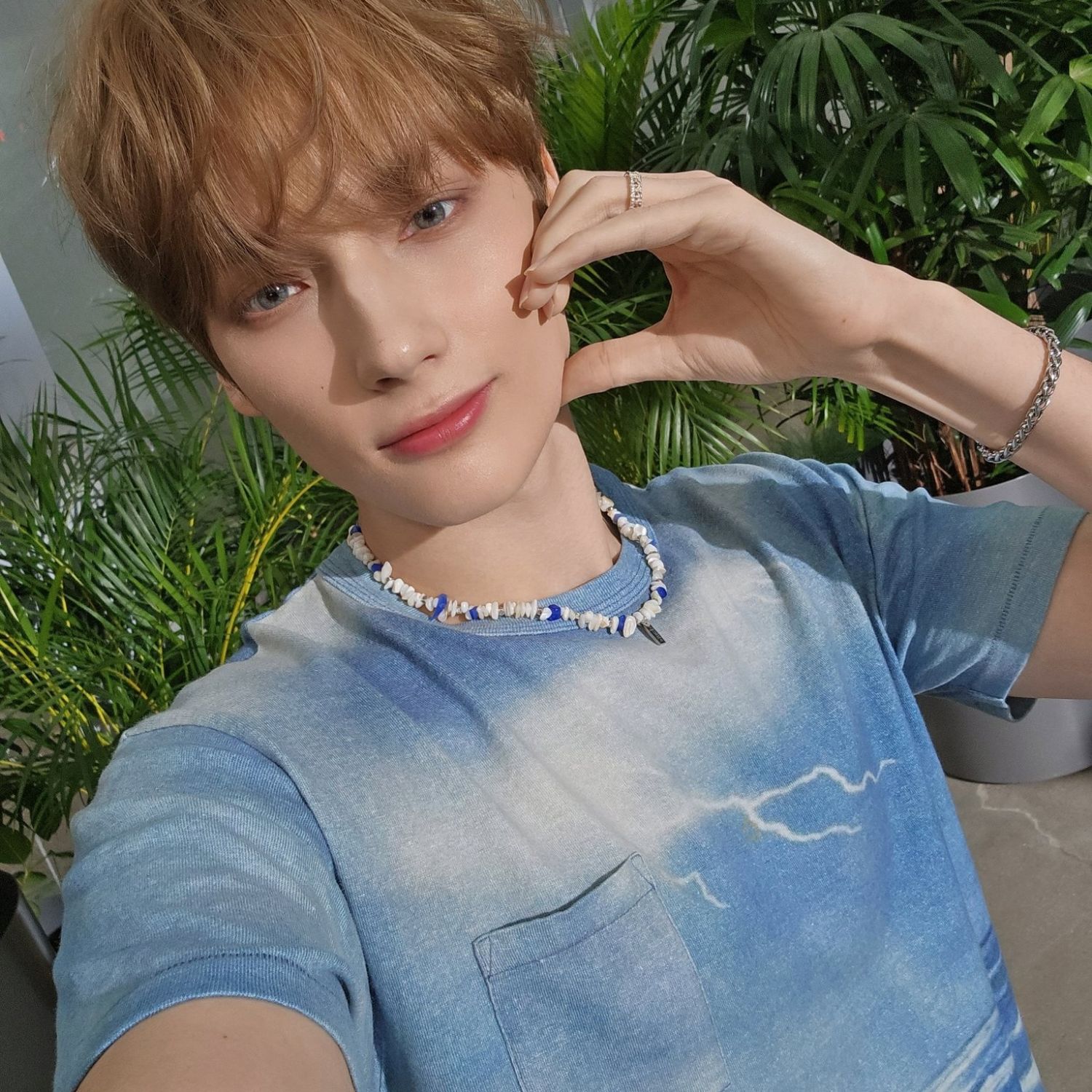 Latest photo of HueningKai (TOMORROW X TOGETHER)