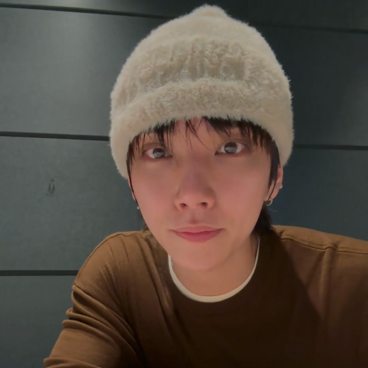 A moment captured by Joshua (SEVENTEEN)'s fan