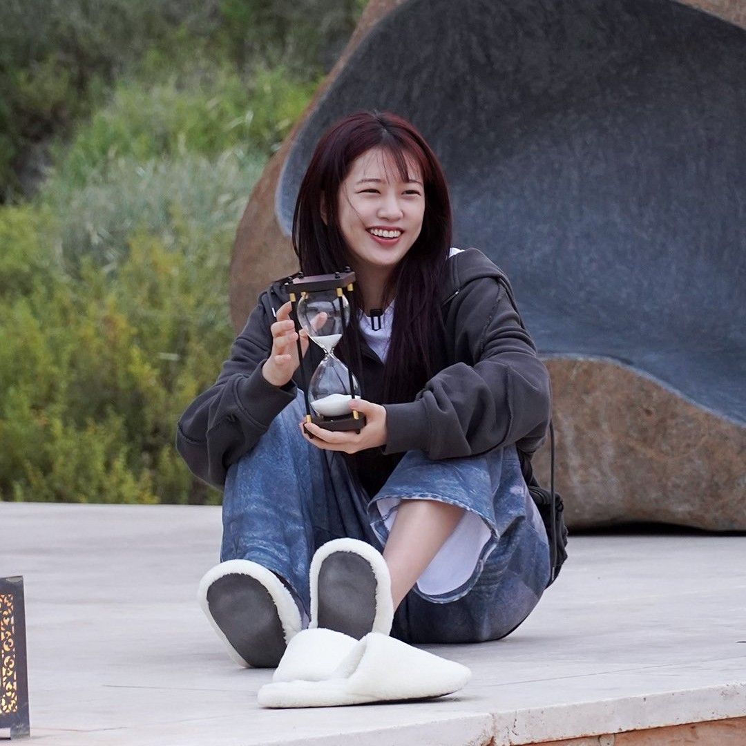 Latest photo of An Yujin (IVE)