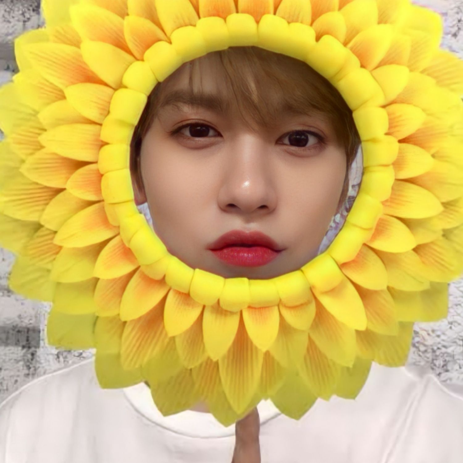 Recent activity shot of Keonhee (ONEUS)