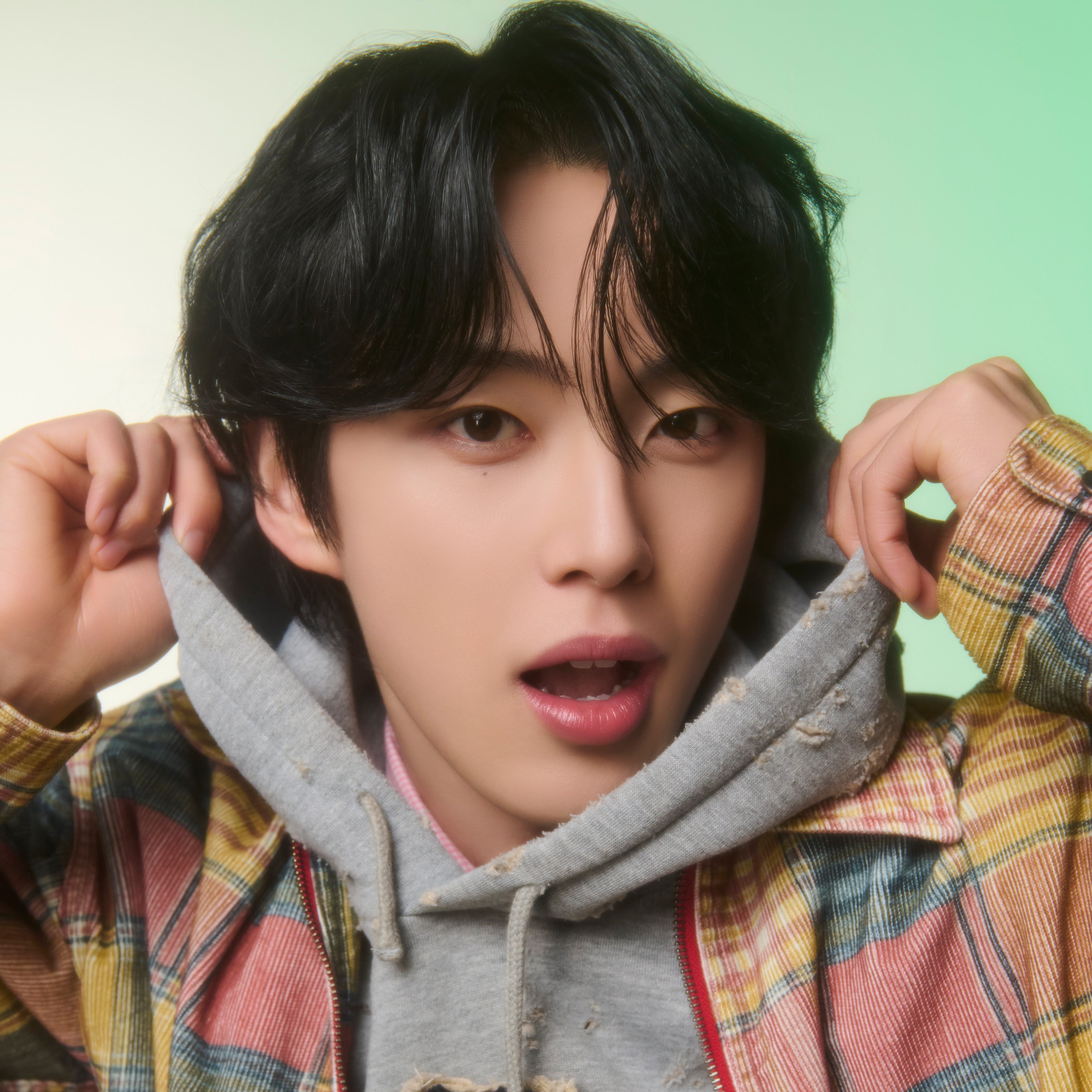 Recent activity shot of Kono Junki (JO1)