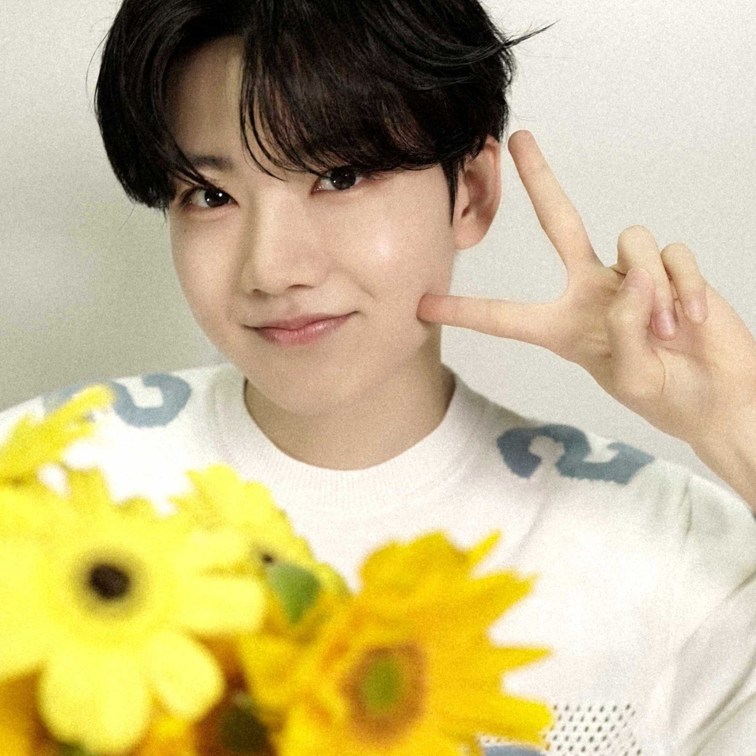 Behind-the-scenes cut of Junkyu (TREASURE)