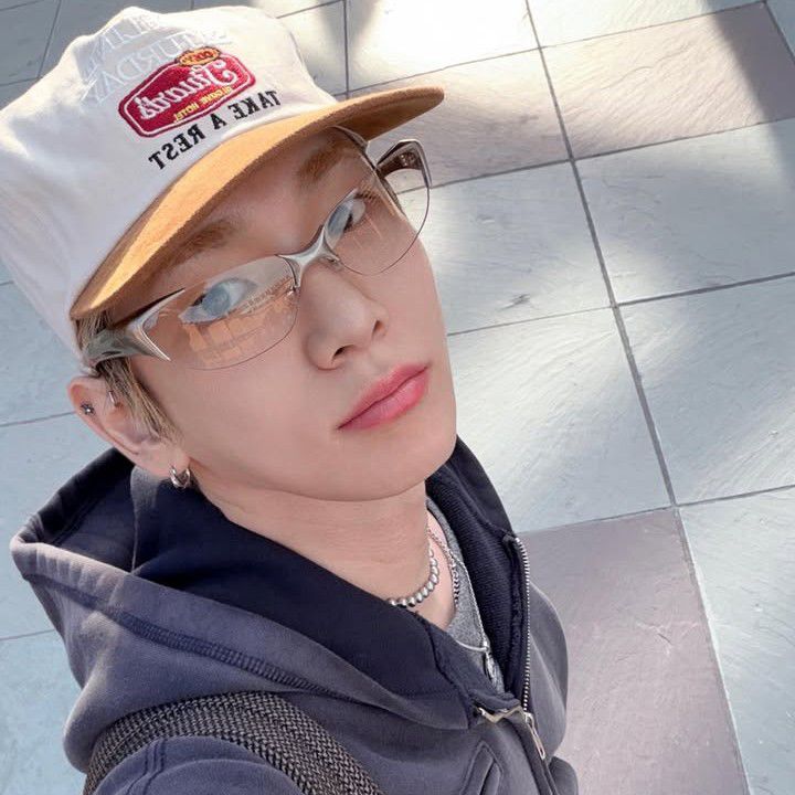 Behind-the-scenes cut of Key (SHINee)