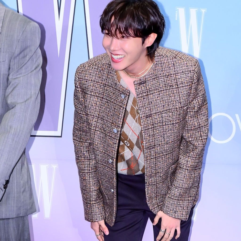 Latest photo of j-hope (BTS)