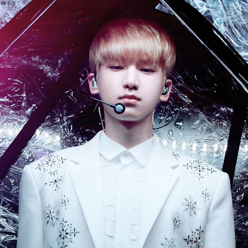 A moment captured by VIXX's fan
