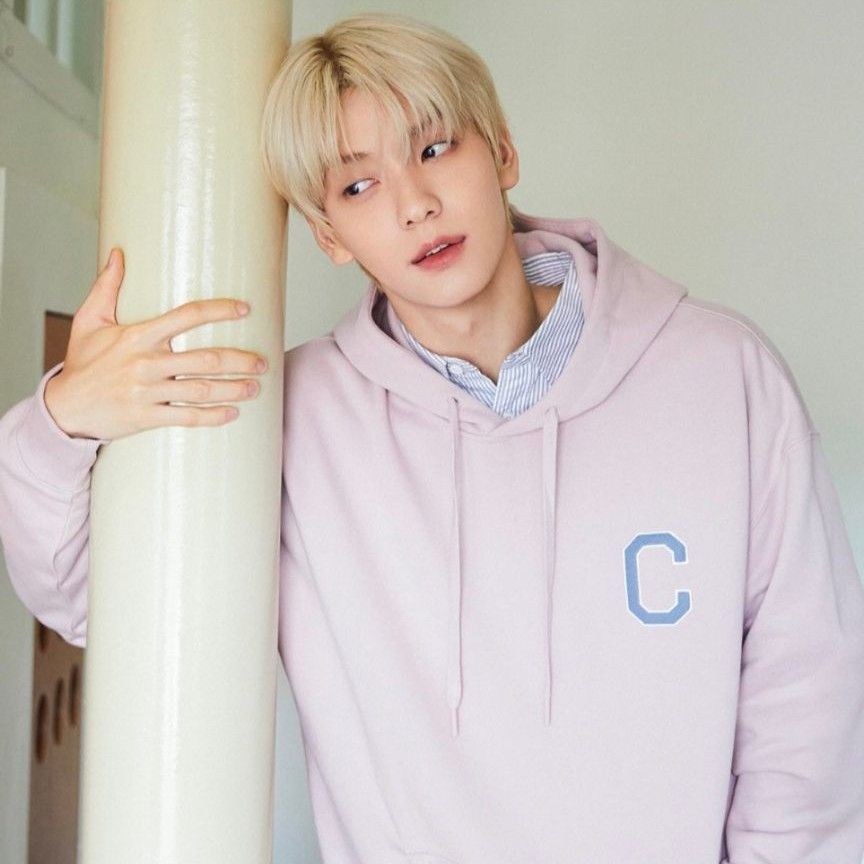 Latest photo of Soobin (TOMORROW X TOGETHER)