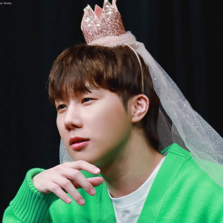 Latest photo of Sungkyu (INFINITE)