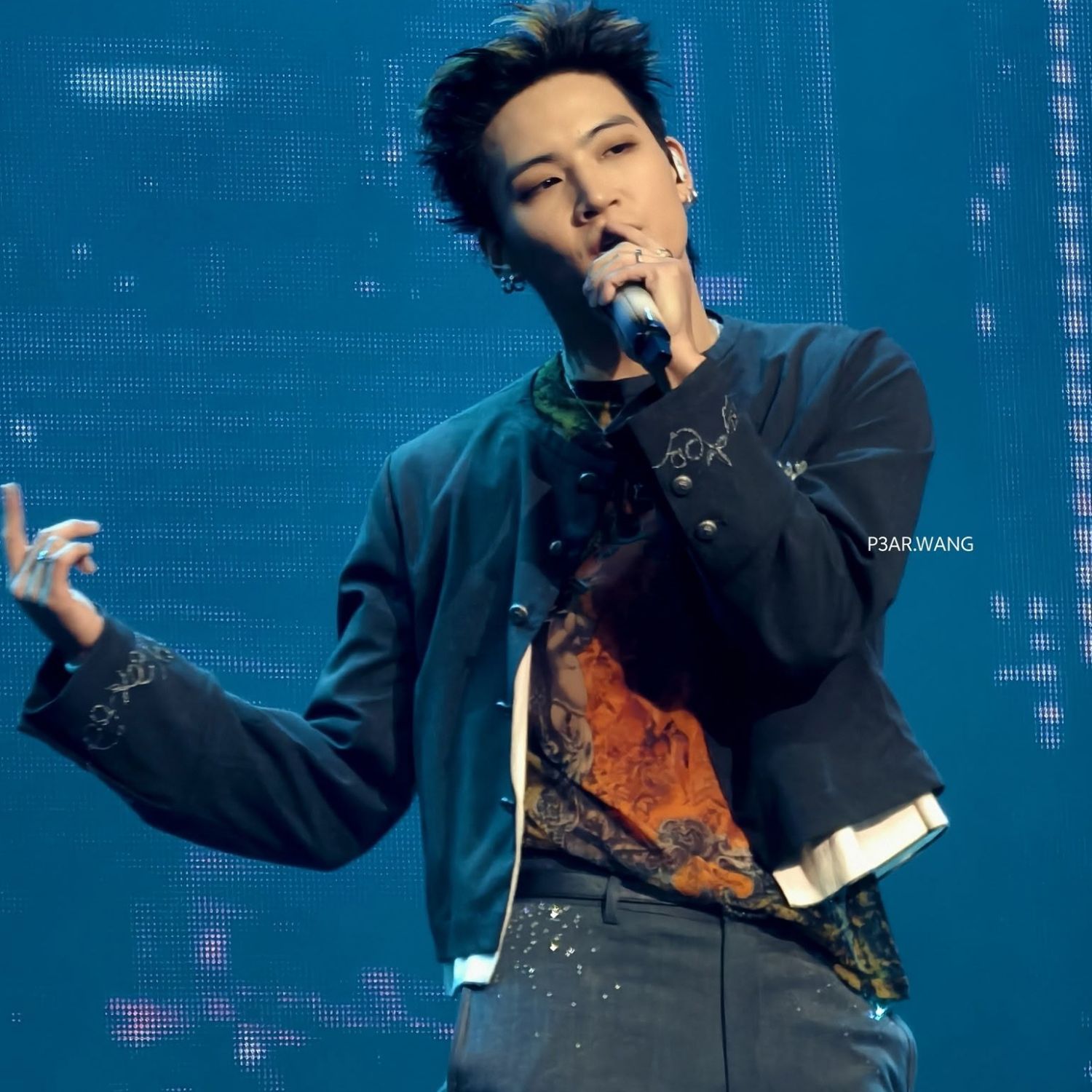 Recent activity shot of JAY B (GOT7)