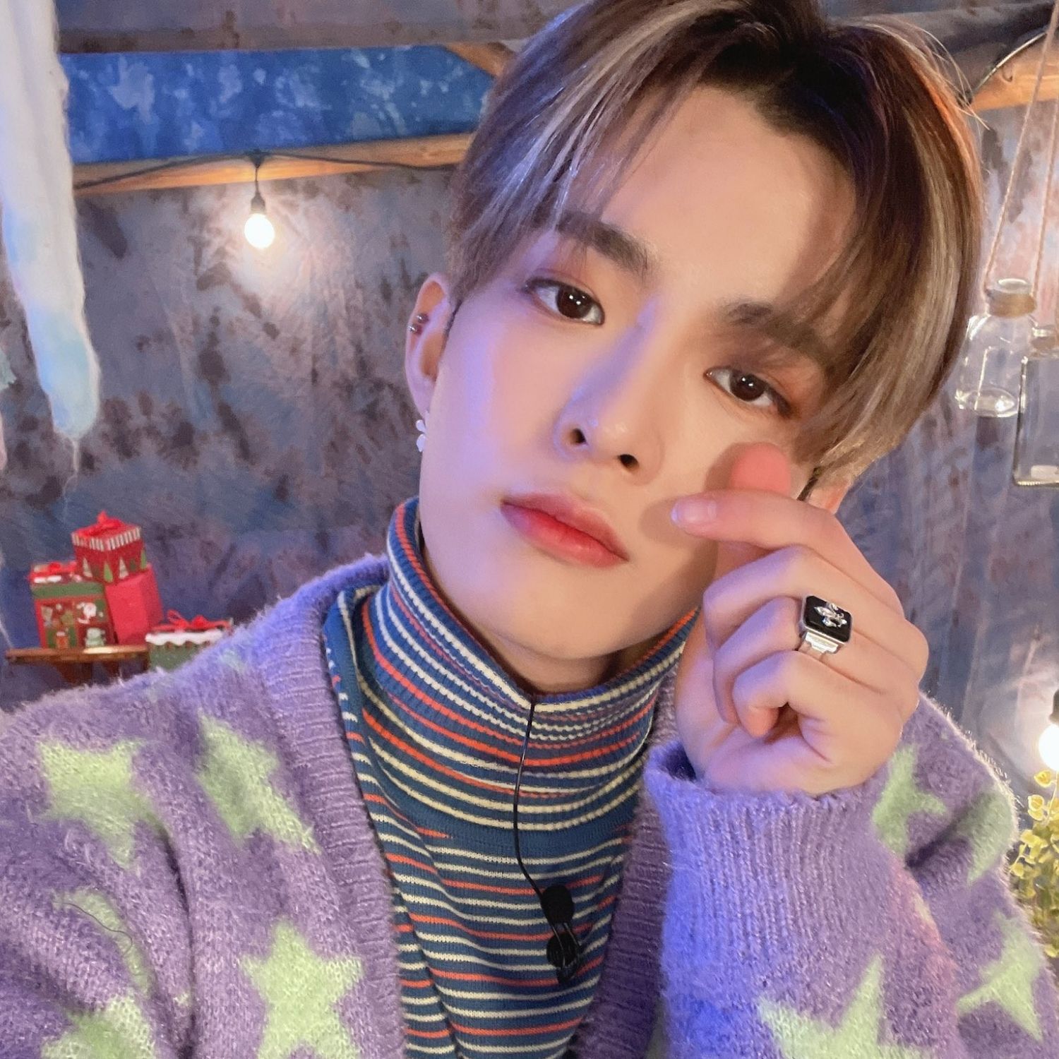 A moment captured by VICTON's fan