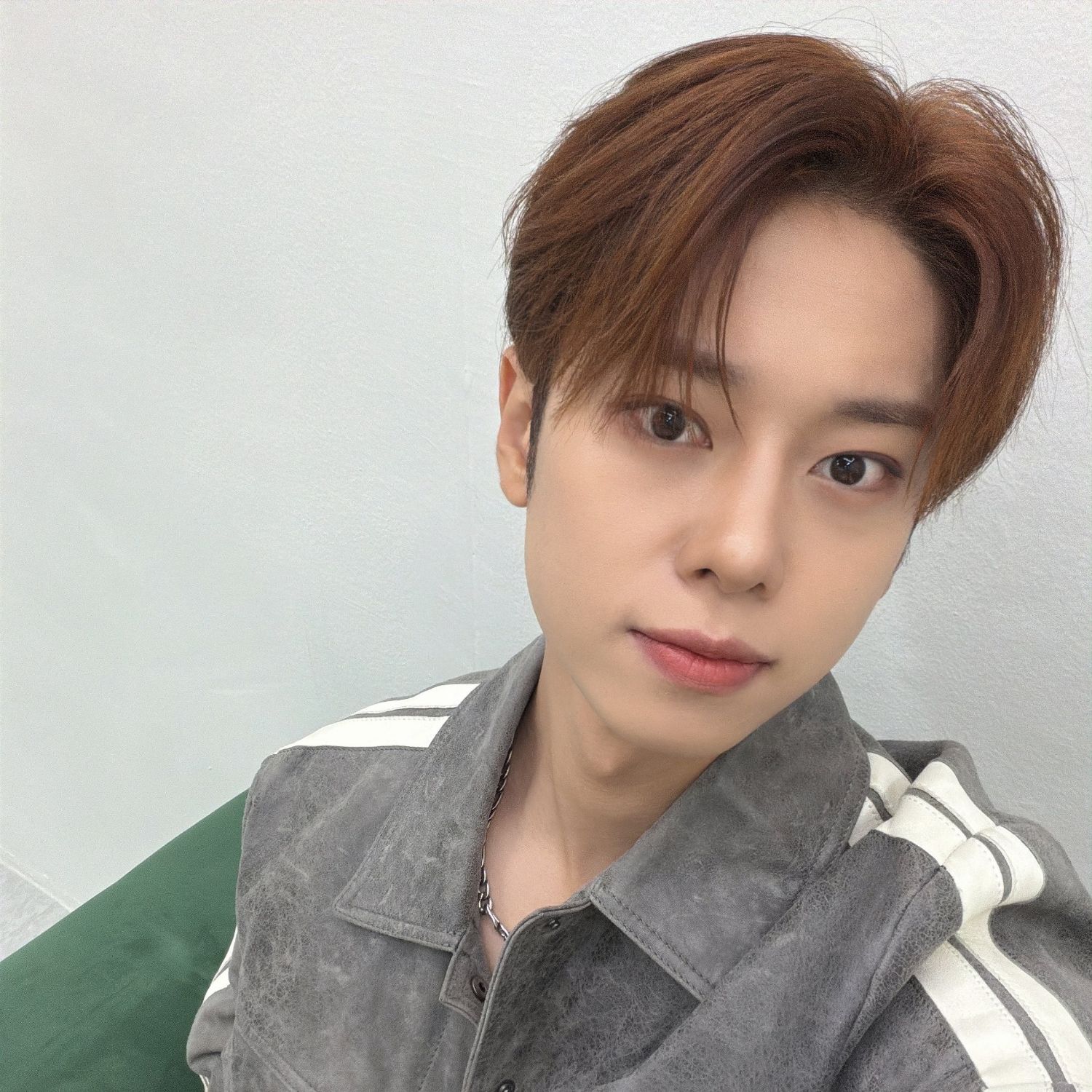 A moment captured by Kim Donghyun (AB6IX)'s fan