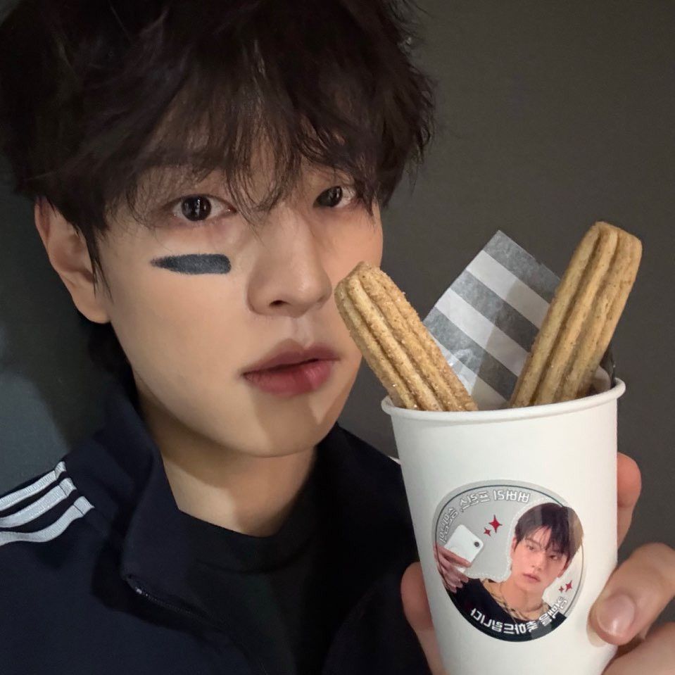 A moment captured by Seungmin (Stray Kids)'s fan