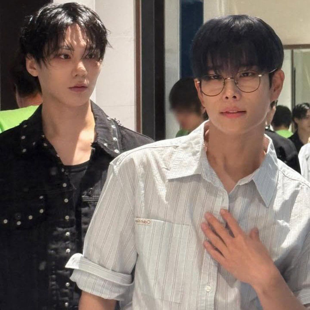 A moment captured by Rocky's fan