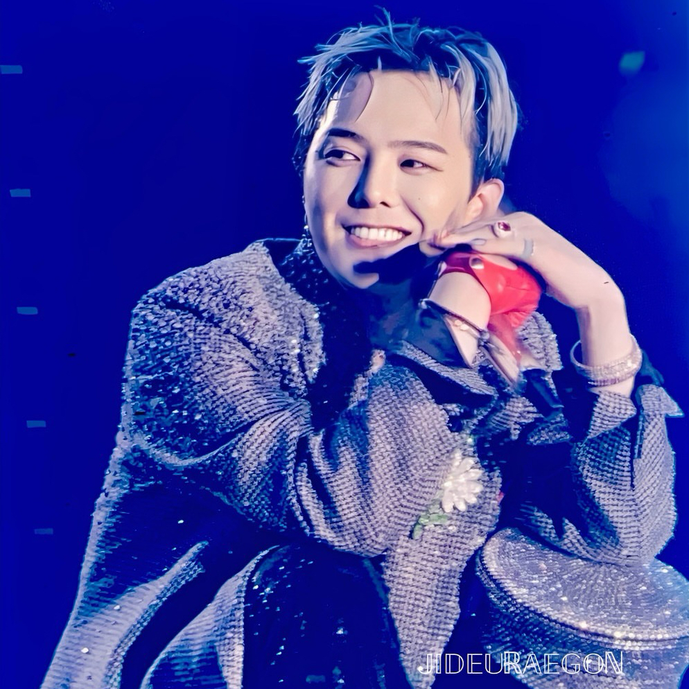 Behind-the-scenes cut of G-DRAGON (BIGBANG)