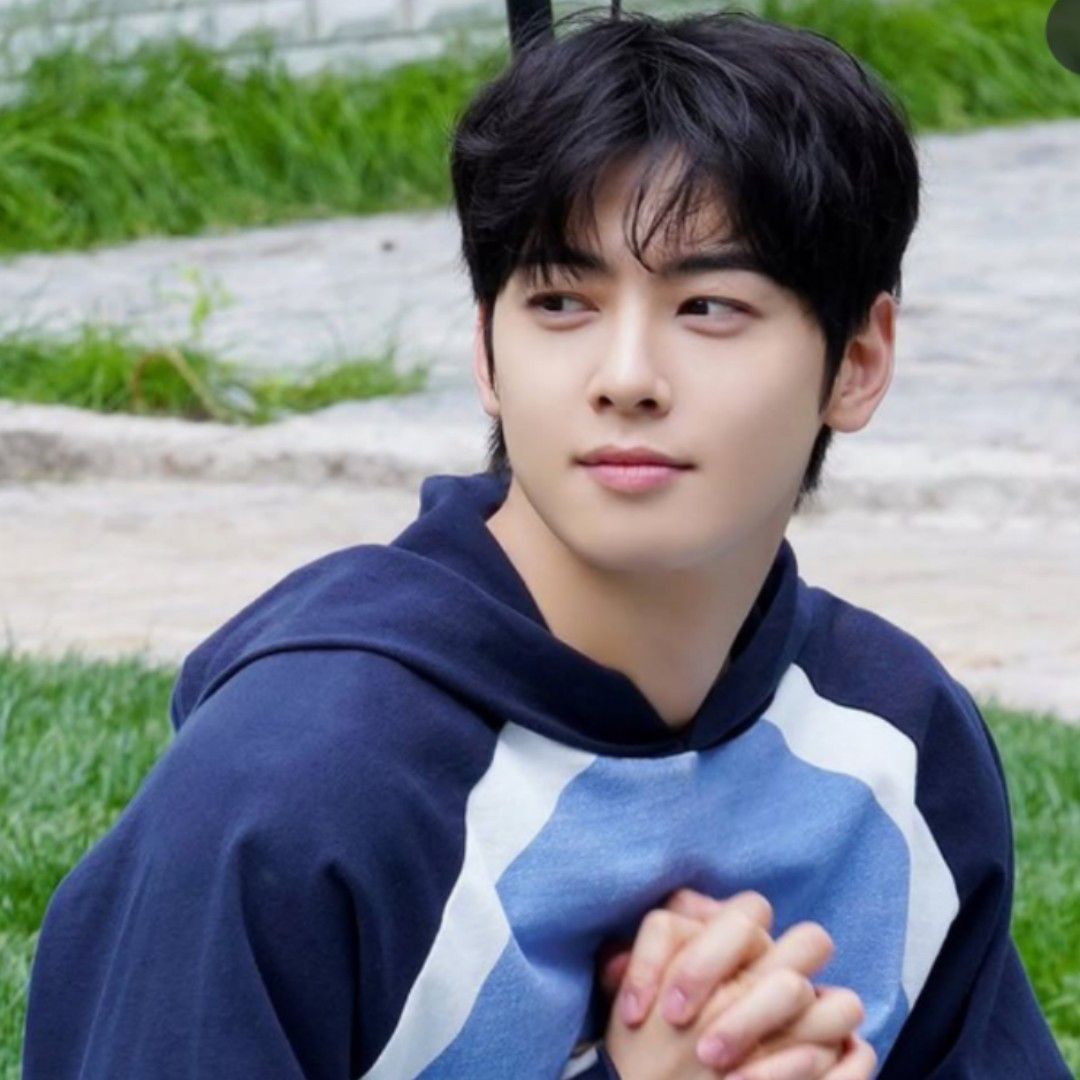 Recent activity shot of Eunwoo (ASTRO)