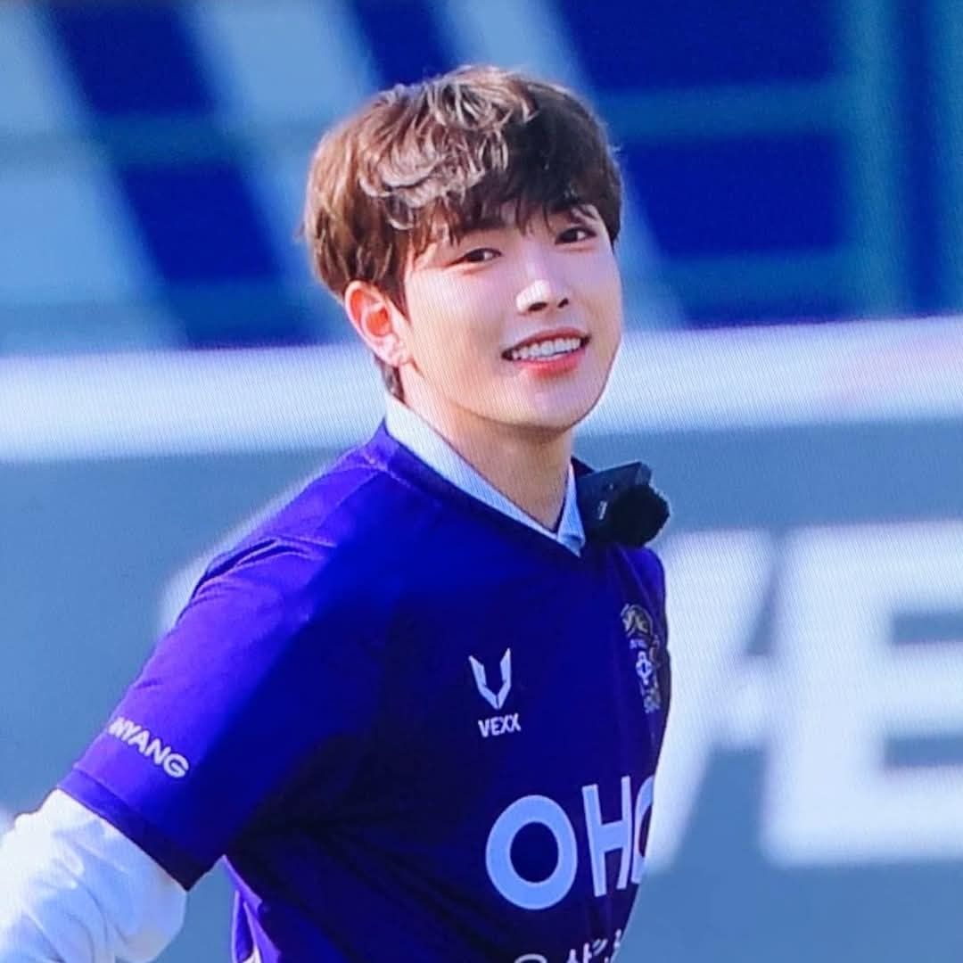 Recent activity shot of Hongjoong (ATEEZ)