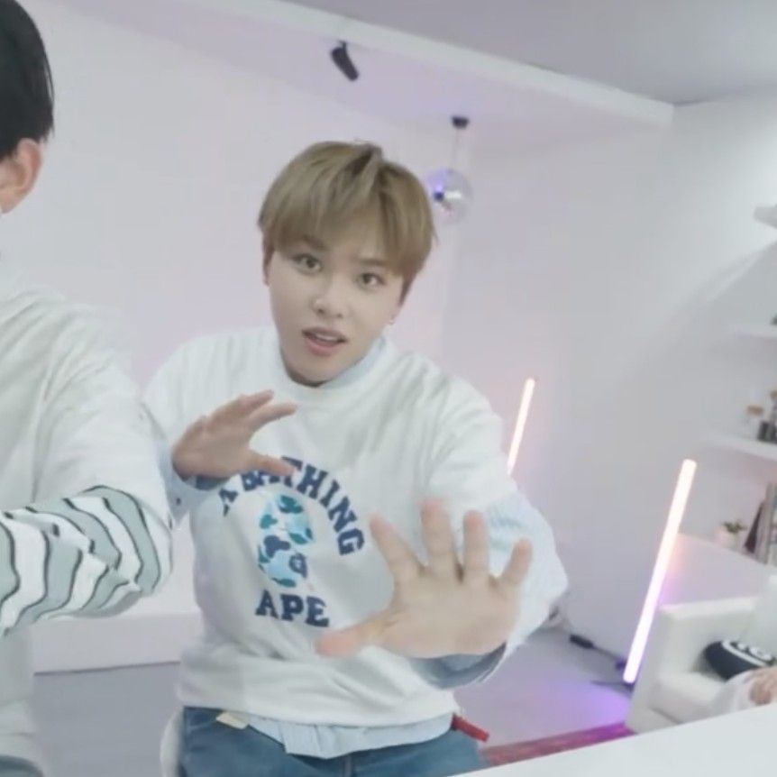 Latest photo of Amaru (KickFlip)