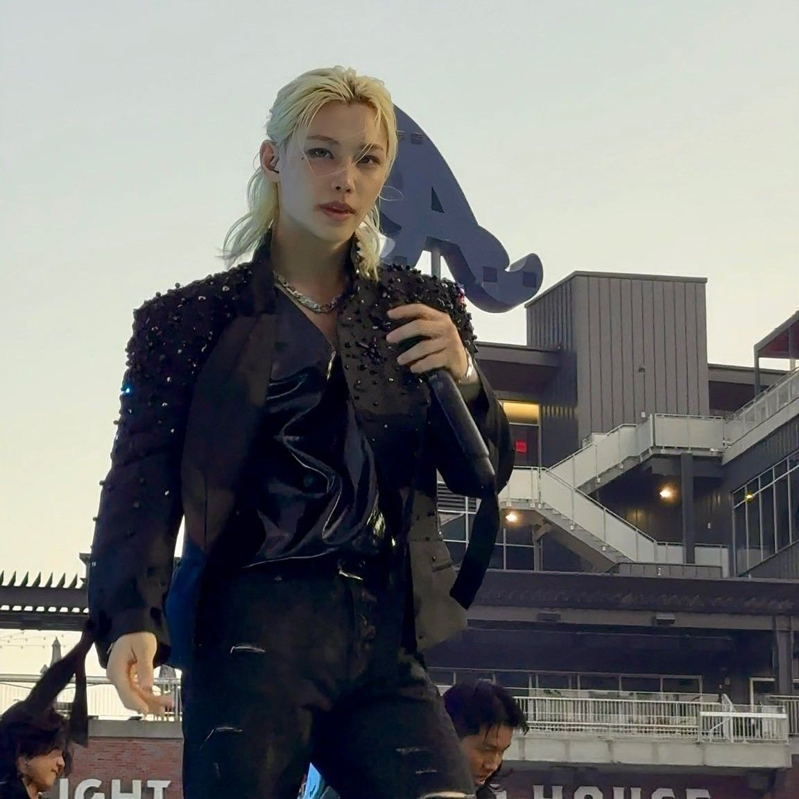 Latest photo of Felix (Stray Kids)