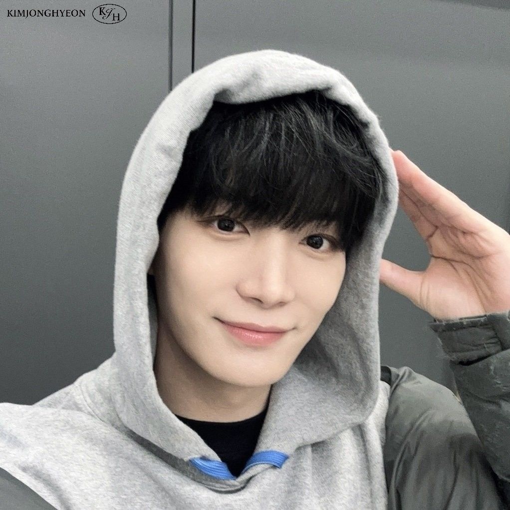 Behind-the-scenes cut of Kim Jonghyeon