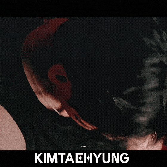 A moment captured by V (BTS)'s fan