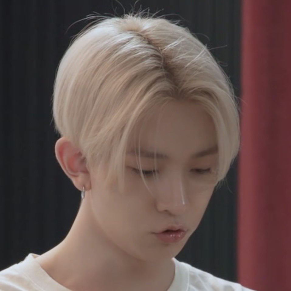 羲承 (ENHYPEN)的最新照片