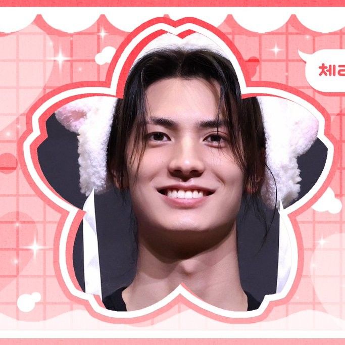 A moment captured by Jooyeon (Xdinary Heroes)'s fan