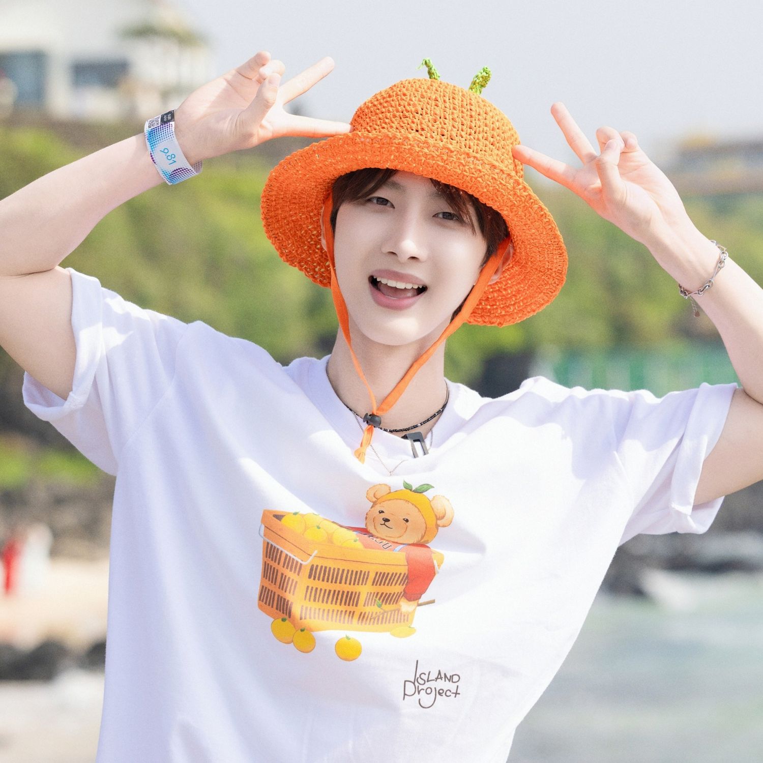 Behind-the-scenes cut of Hui (PENTAGON)