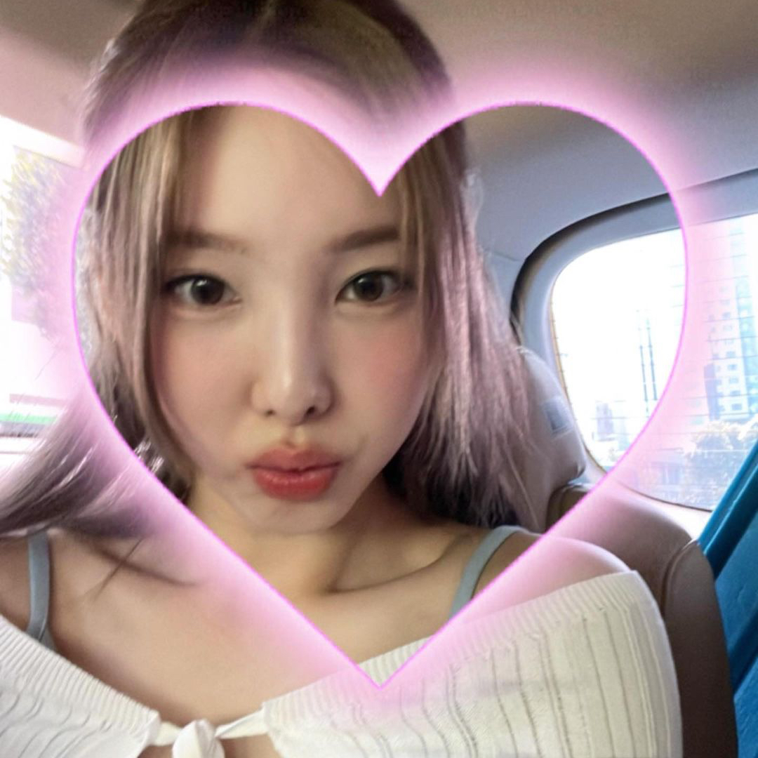 娜璉 (TWICE)粉絲拍下的瞬間