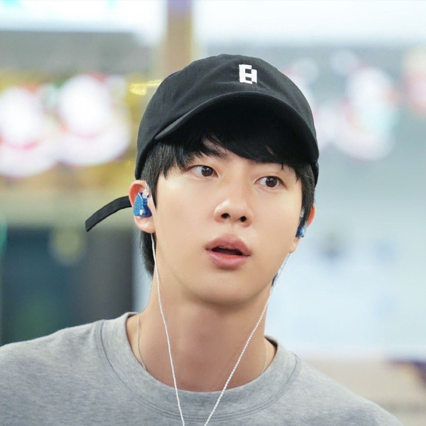 Latest photo of Jin (BTS)