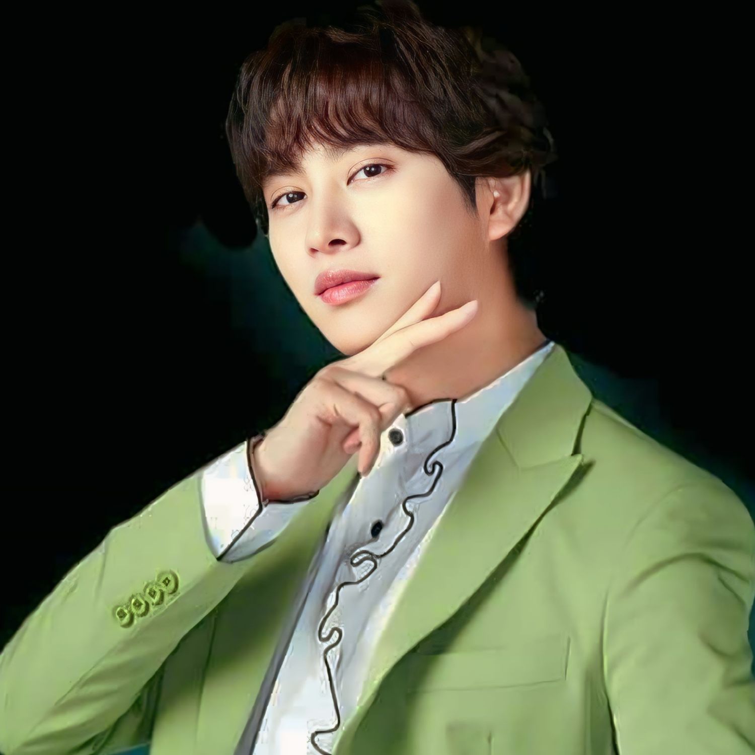 Behind-the-scenes cut of Heechul (Super Junior)