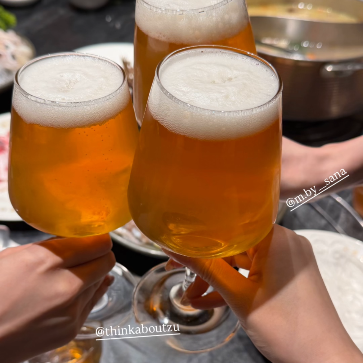 モモ (TWICE)の最新写真