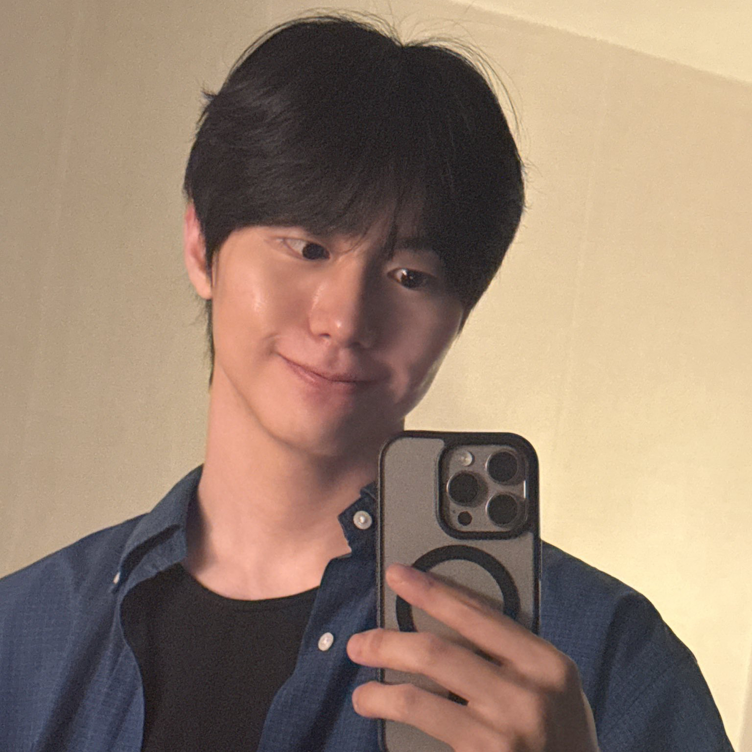 Recent activity shot of Kang Seungsik (VICTON)
