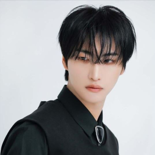 에이티즈의 비하인드 컷