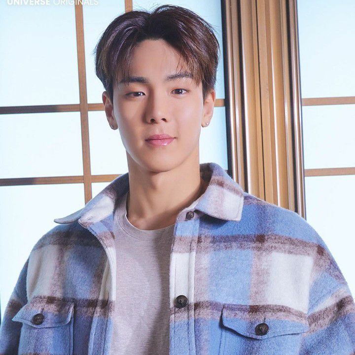 Latest photo of Shownu (MONSTA X)