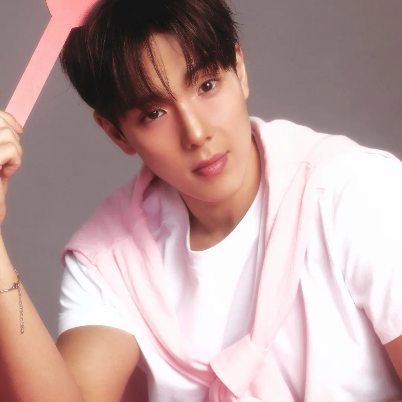 Foto aktivitas terbaru Shownu (MONSTA X)