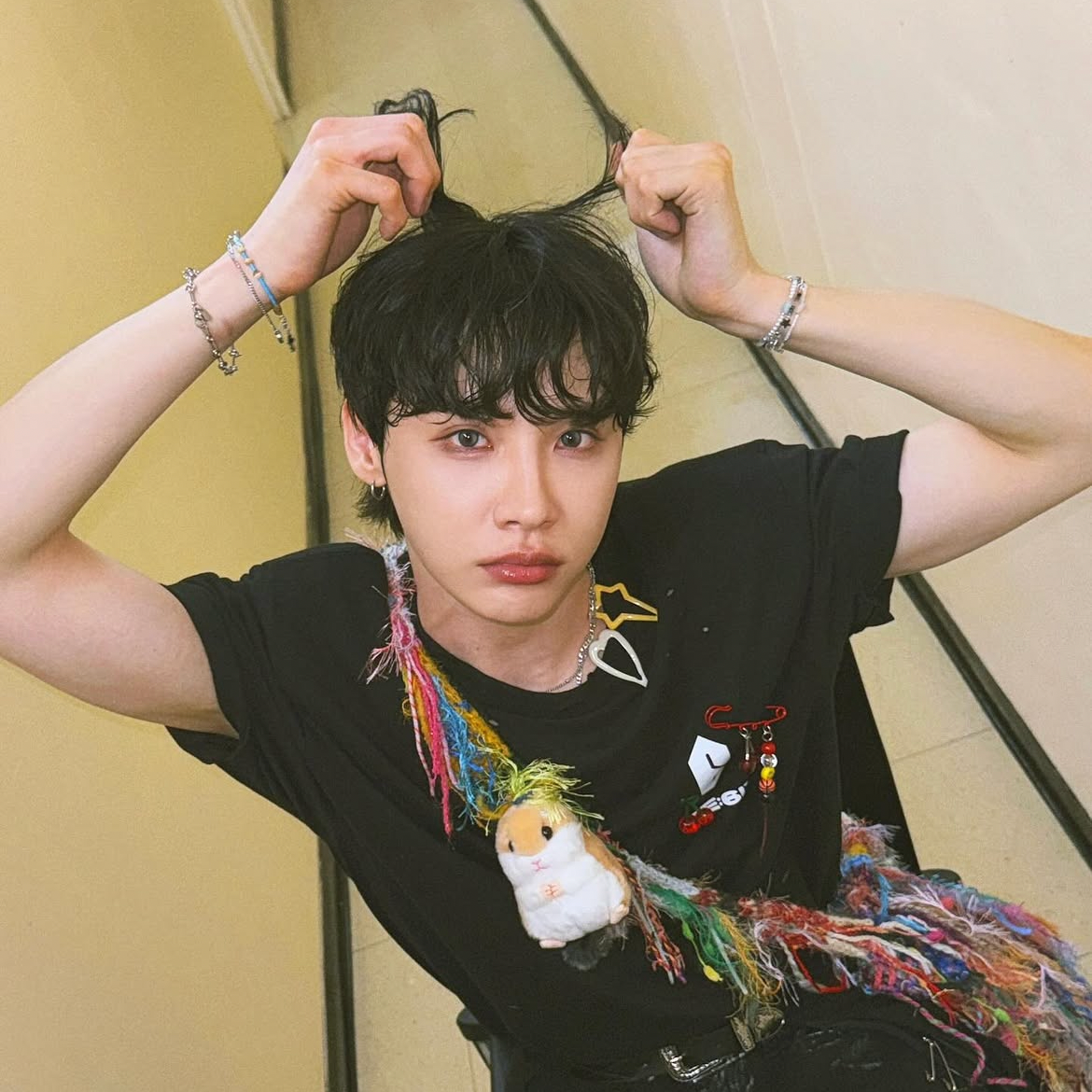 Behind-the-scenes cut of Jeon Woong (AB6IX)