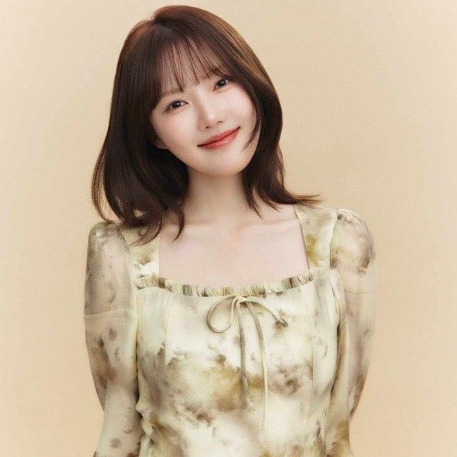 Latest photo of Yerin (GFRIEND)