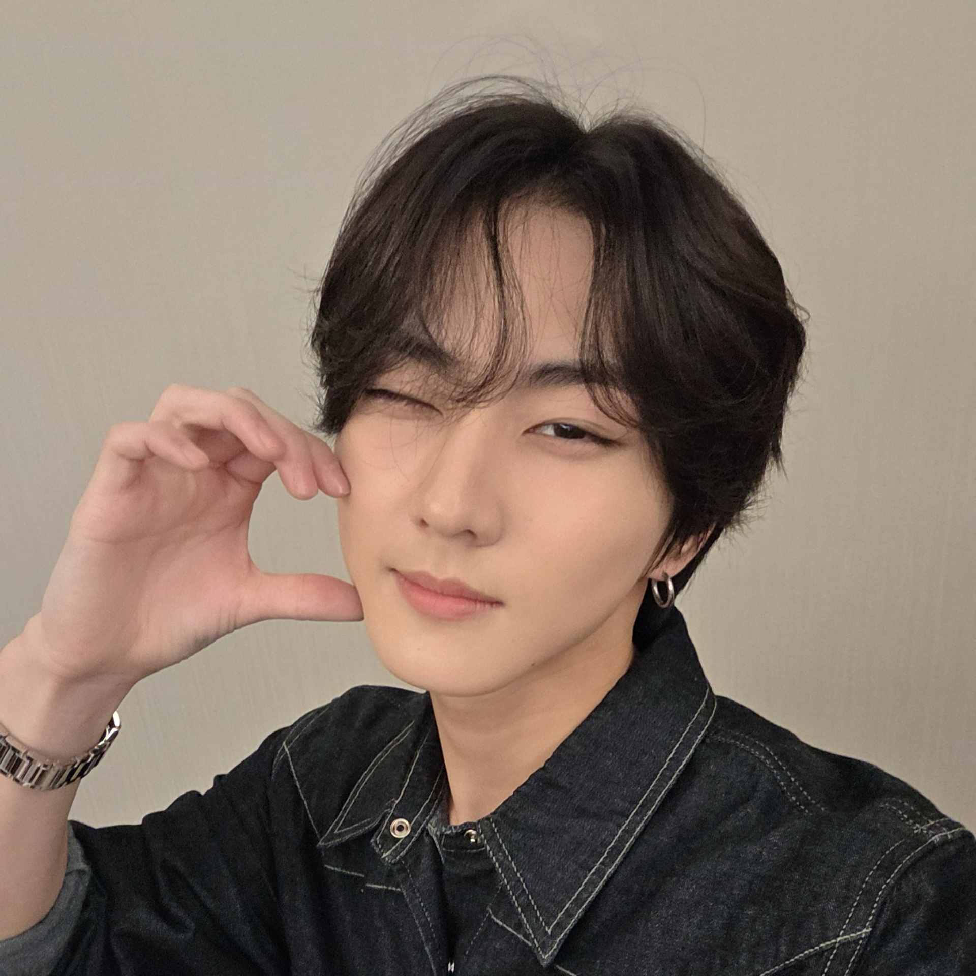 Recent activity shot of Jungwon (ENHYPEN)