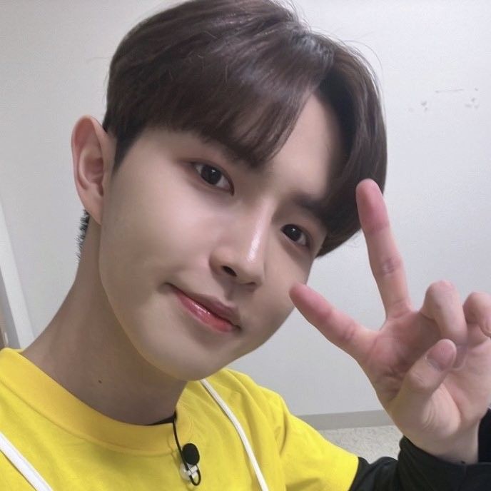Recent activity shot of Kim Jaehwan