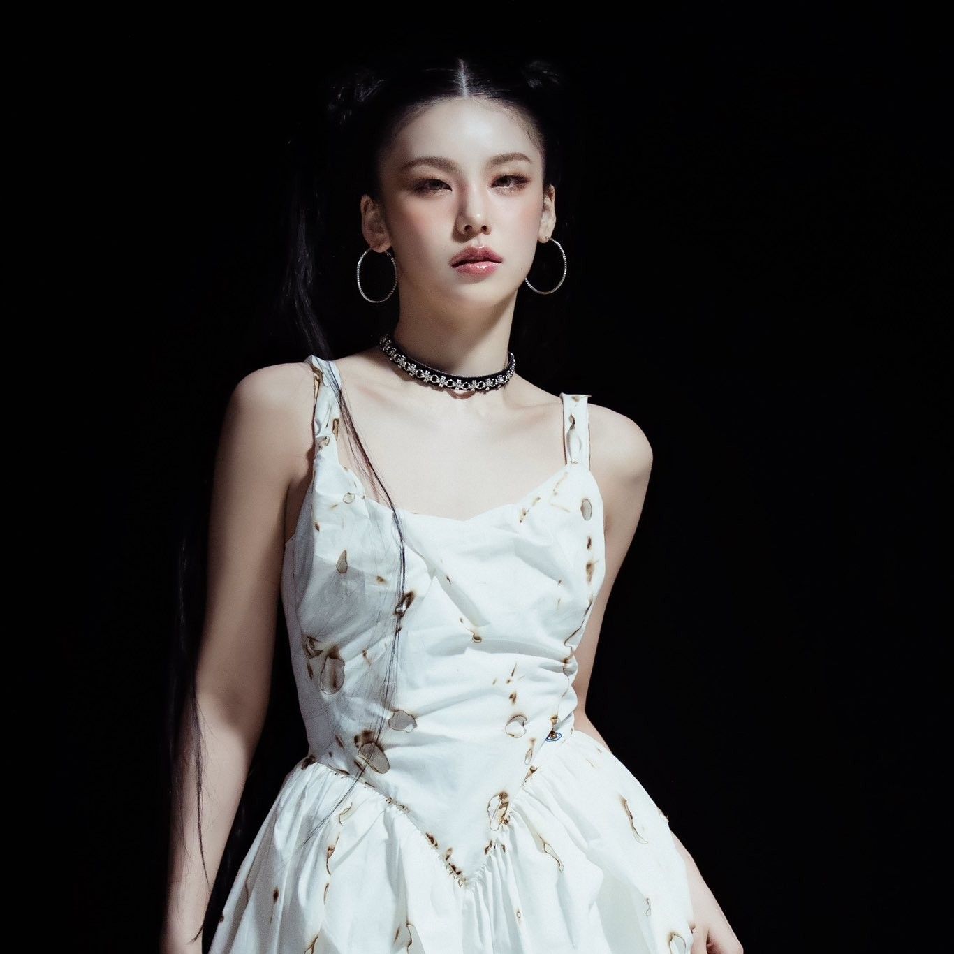 Recent activity shot of Yeji (ITZY)