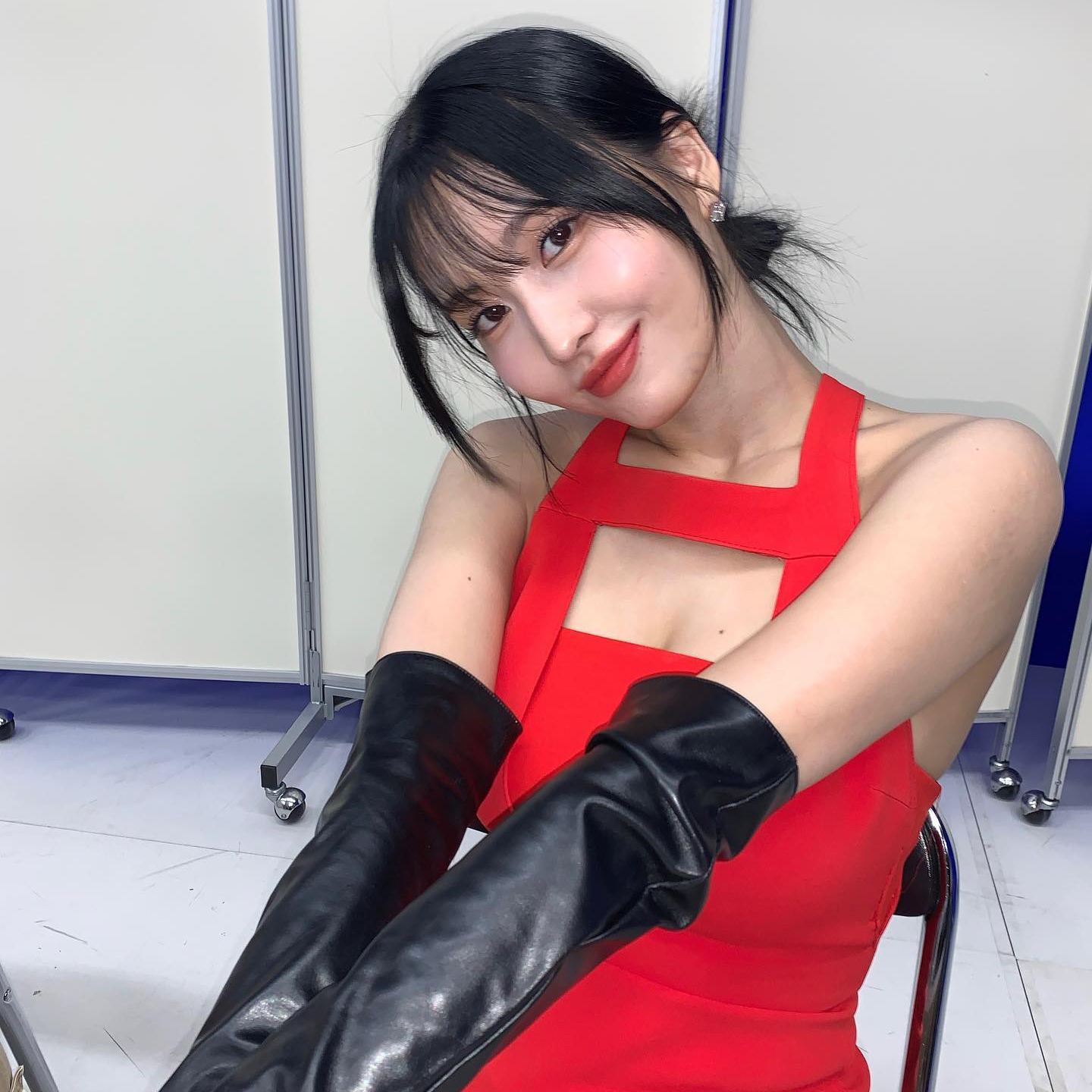 모모 (TWICE)의 비하인드 컷