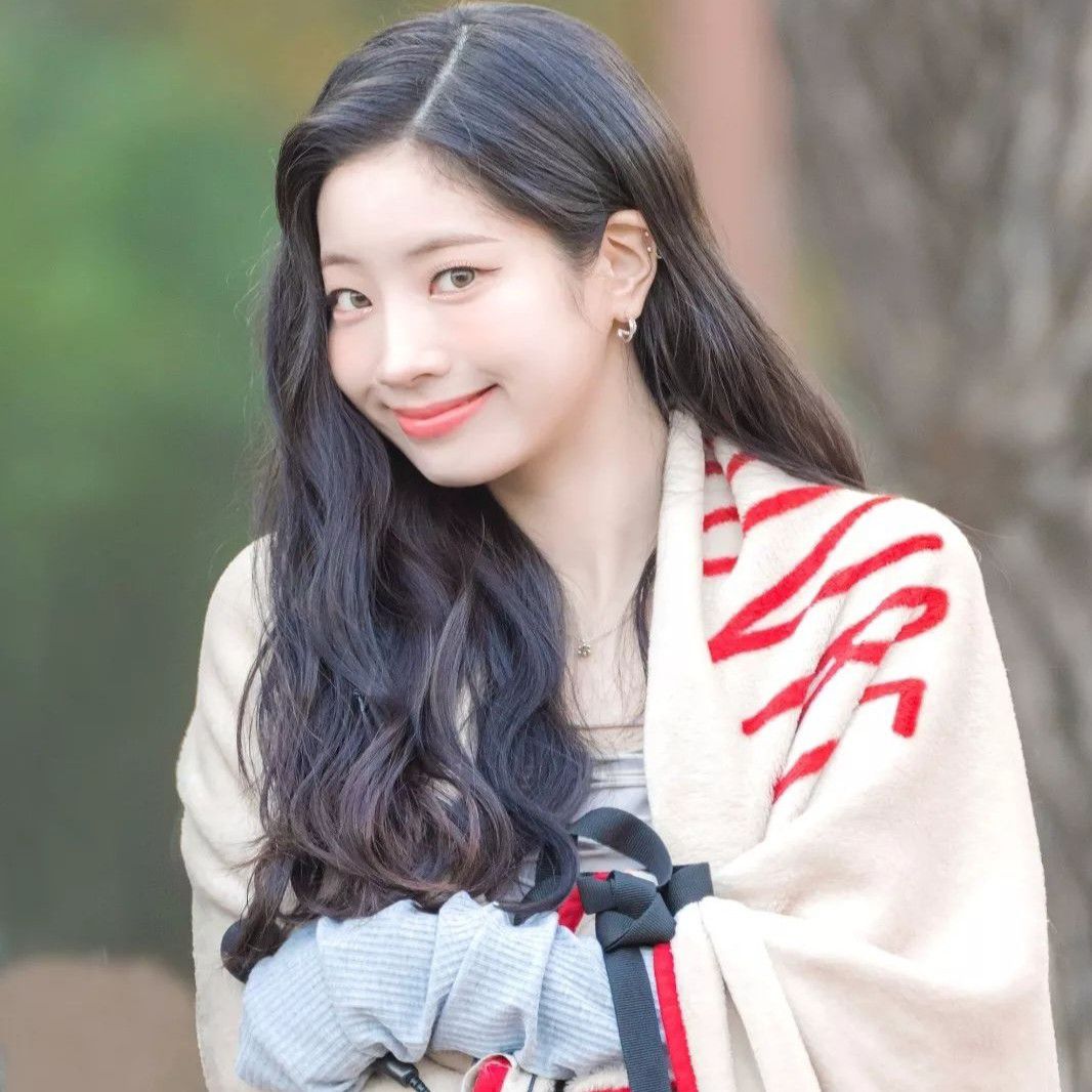 Latest photo of Dahyun (TWICE)