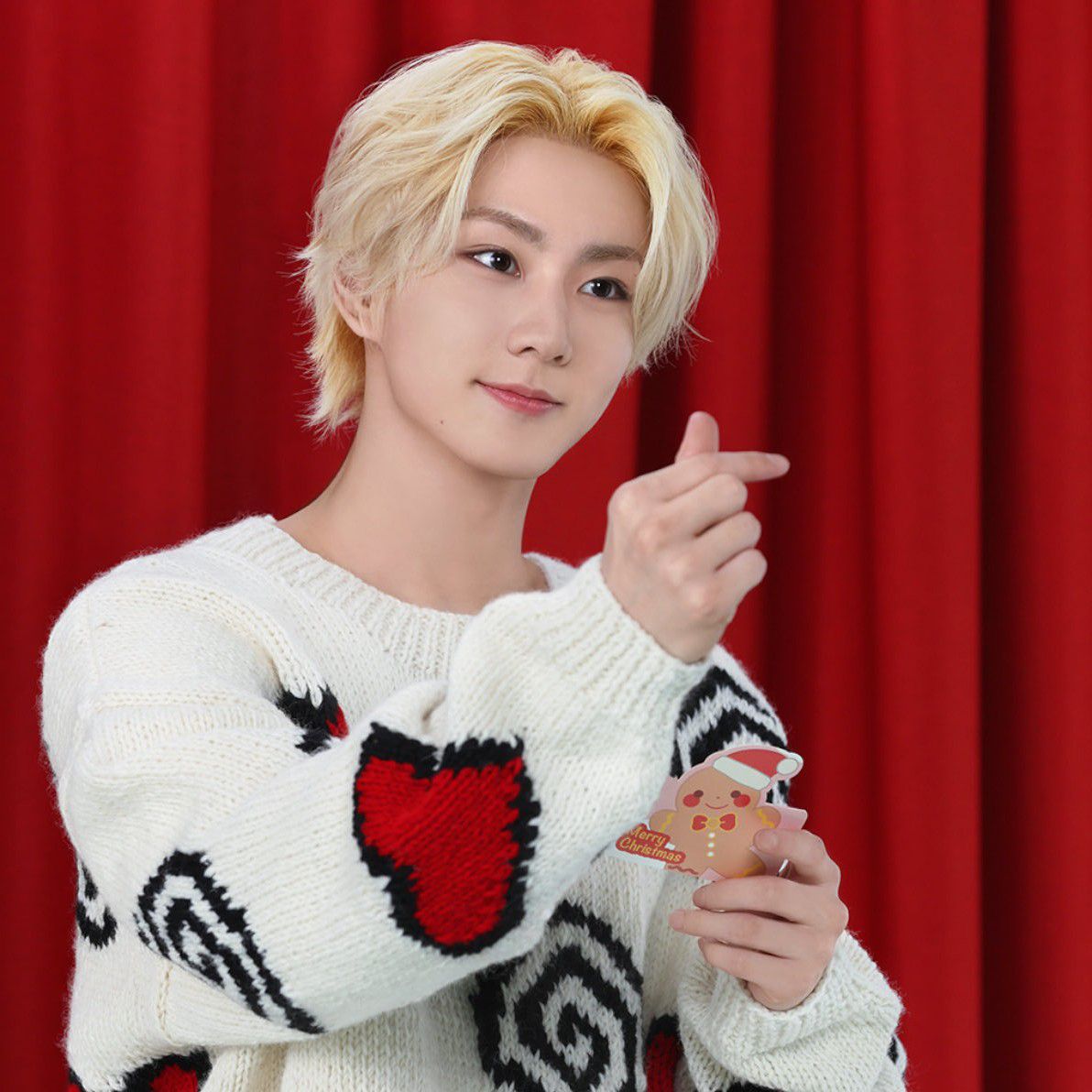 Latest photo of Jungwon (ENHYPEN)