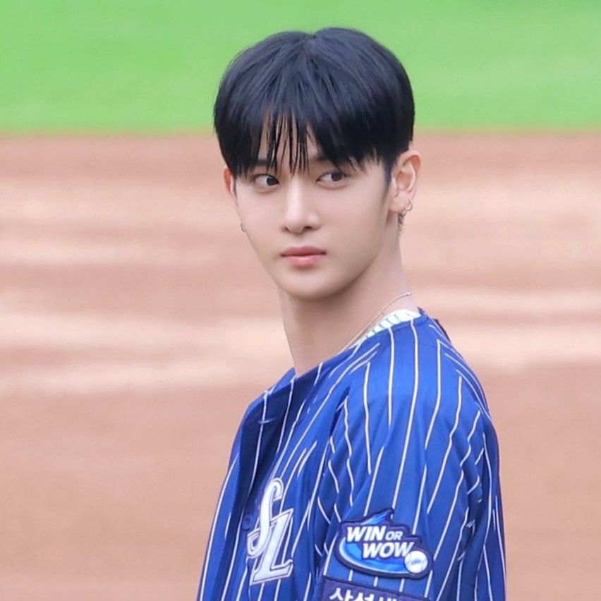 A moment captured by Bae Jinyoung's fan