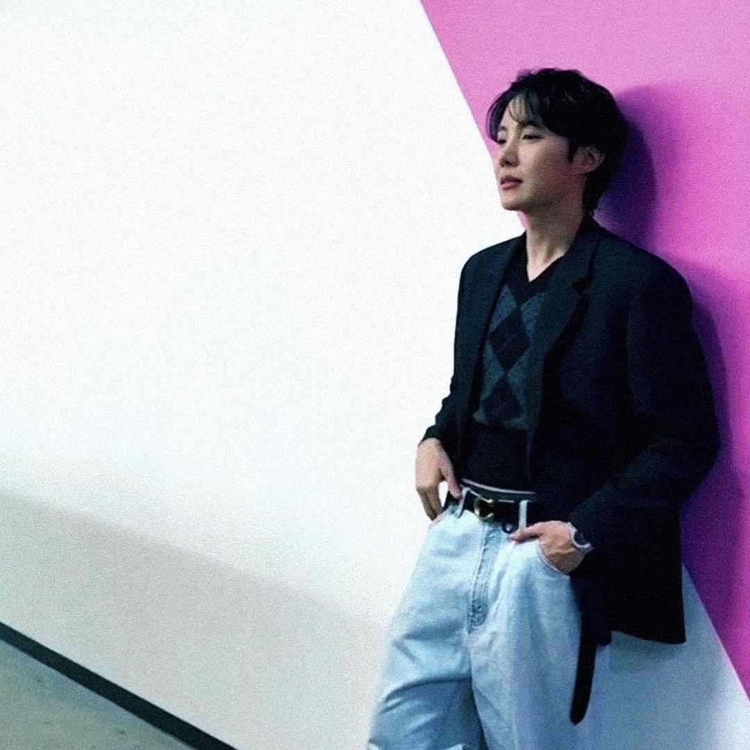 A moment captured by j-hope (BTS)'s fan