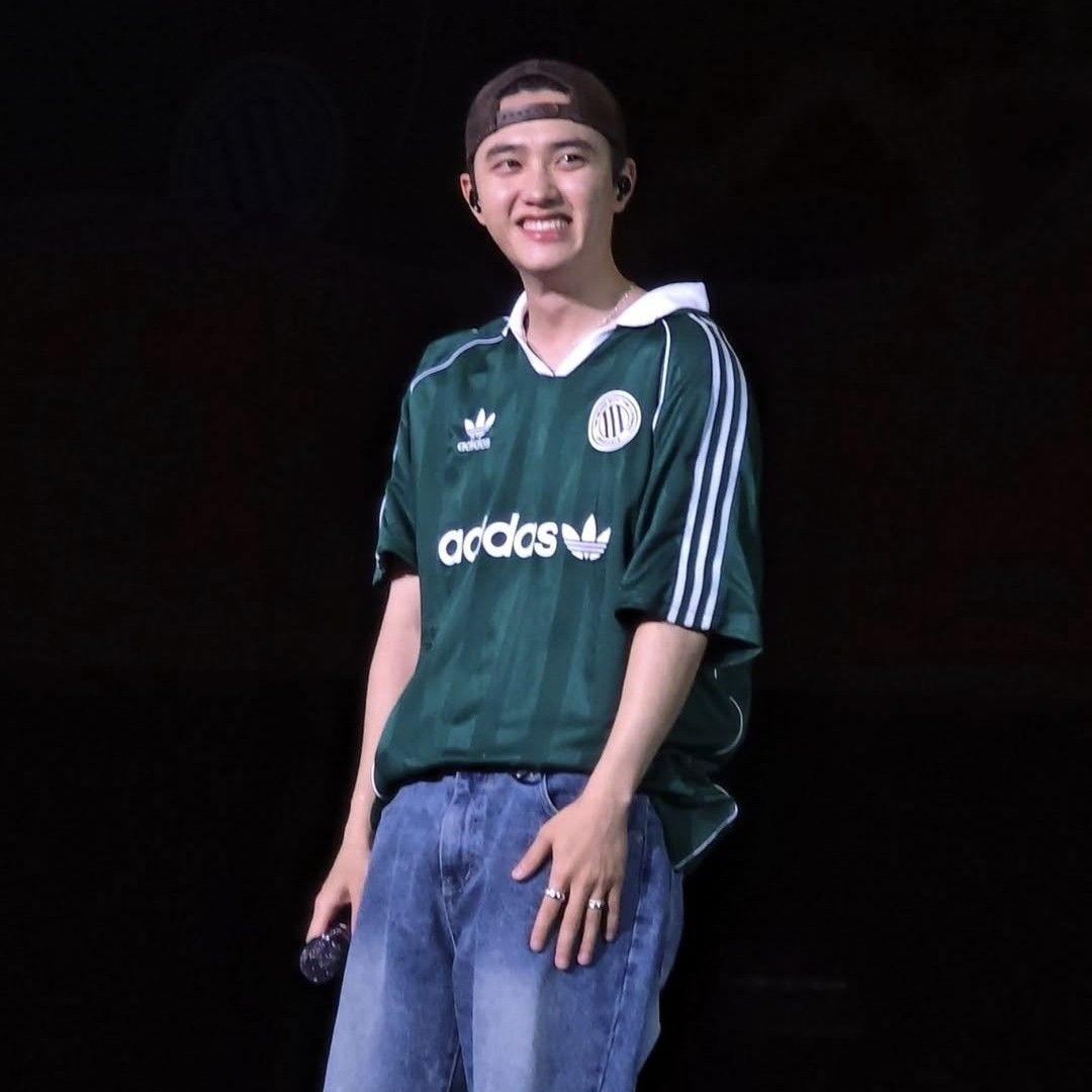 Behind-the-scenes cut of D.O. (EXO)