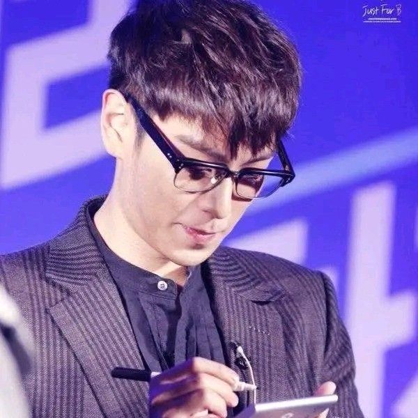 T.O.P 최근 활동샷